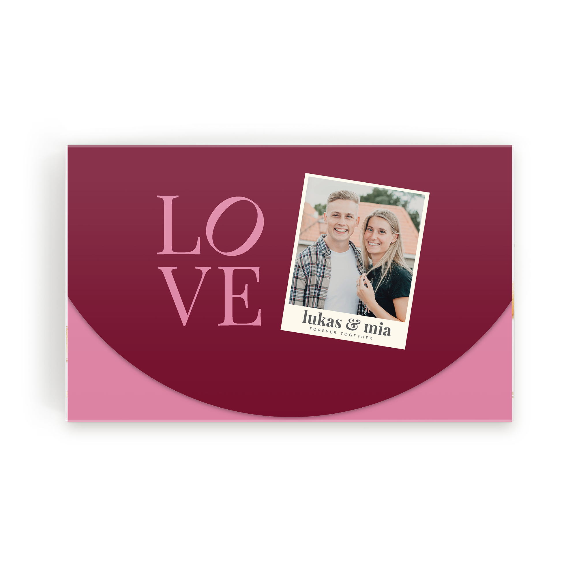 Personalisierte Schokoladenbox mit klassischen Pralinen, bedruckt mit "LOVE", einem Foto und dem Namen "Lukas & Mia".