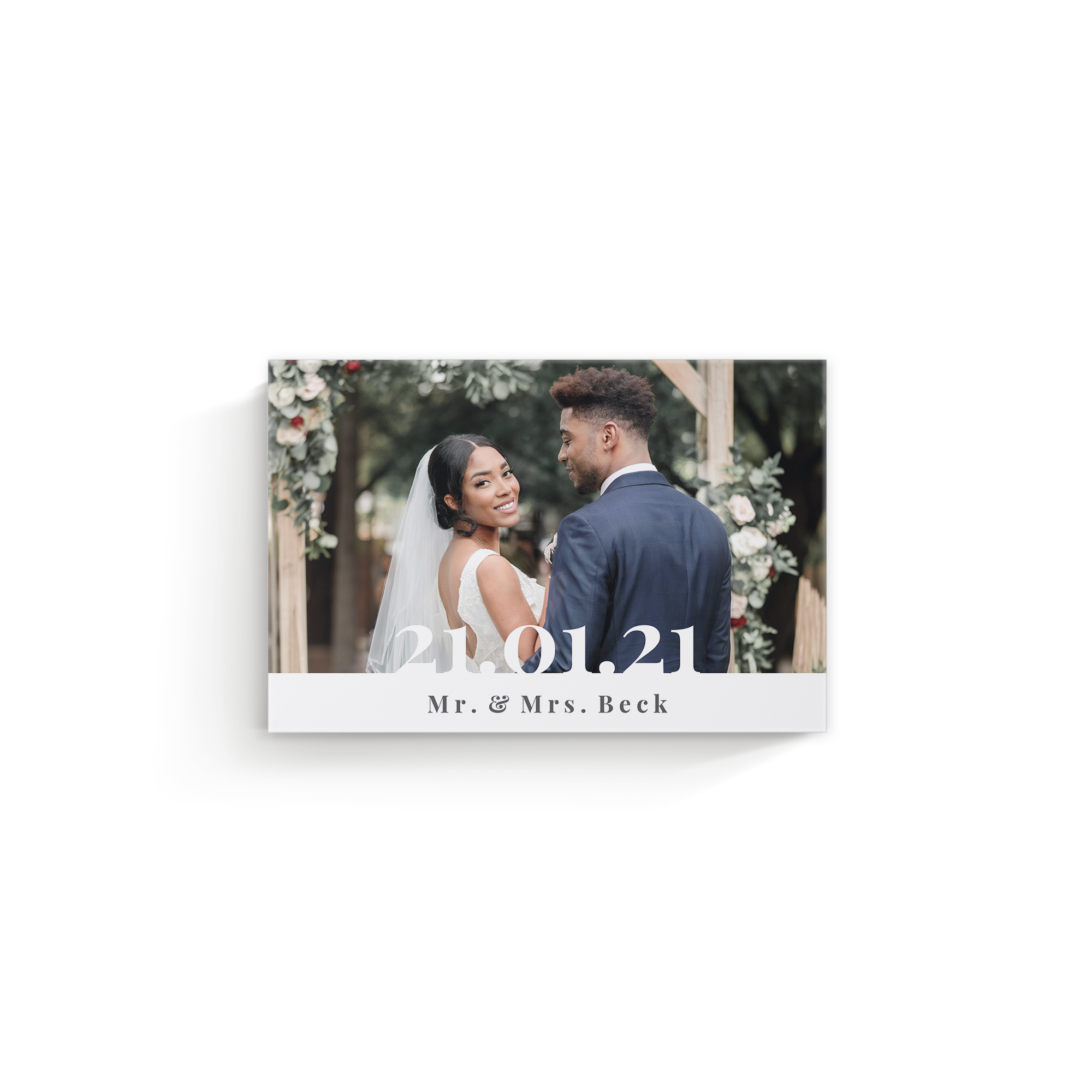 Hochwertiges Foto auf Leinwand gedruckt mit einem Brautpaar, dem Datum 21.01.21 und Mr. & Mrs. Beck