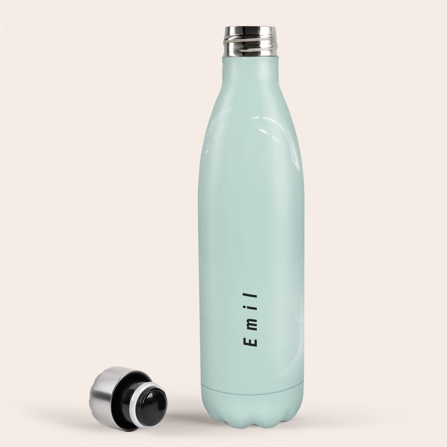 Personlig vannflaske Mintgrønn personlig termosflaske trykt med navnet Emil i svart for å øke hydreringen.