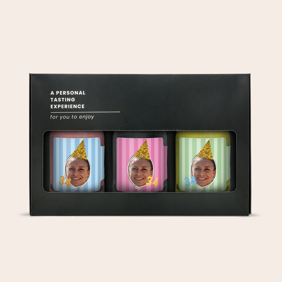 Miniature alcohol tasting - Pink Gin - Limoncello - Gin Personalised miniature alcohol tasting set with three custom photo bottles for a birthday celebration