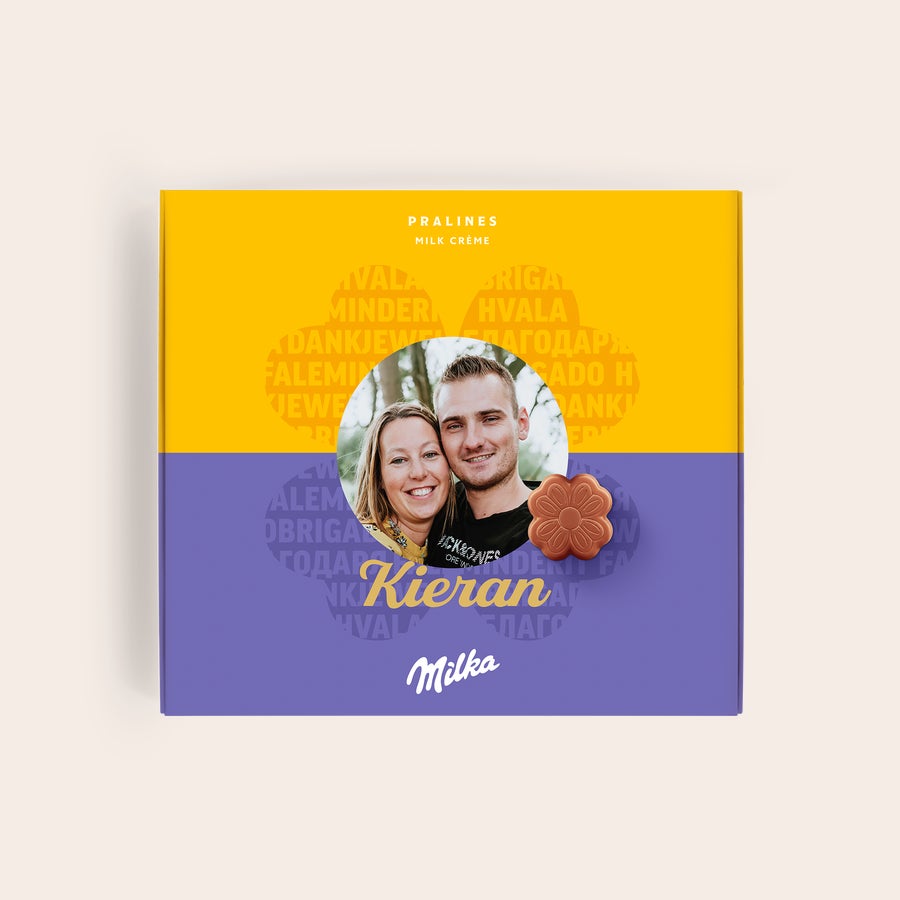 Milka Praliné Köszönöm Milka ajándékdoboz egy fényképpel, "Kieran" névvel és virág alakú pralinéval, köszönöm felirattal, személyre szabottan.