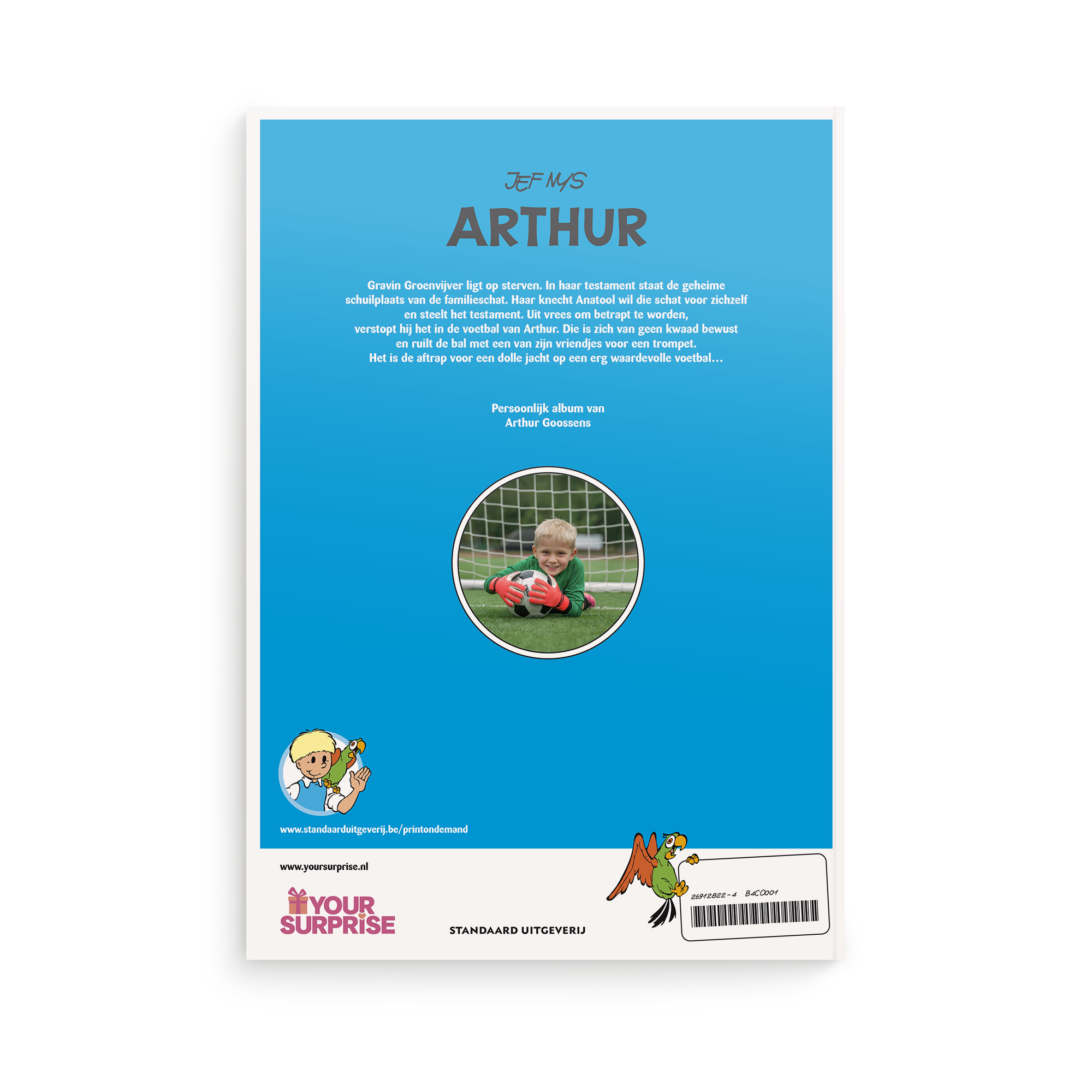 Persoonlijk stripboek - Jommeke 'De jacht op een voetbal' (Softcover) met je eigen titel en een gepersonaliseerde foto van een jongen.