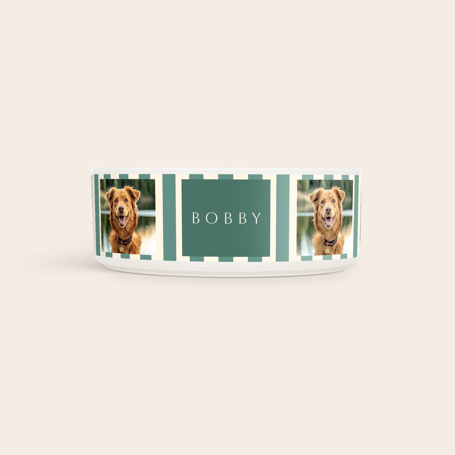 Voerbak keramiek bedrukken Gepersonaliseerde keramische voerbak voor honden met de naam BOBBY en foto's van een golden retriever, bedrukt met eigen ontwerp.