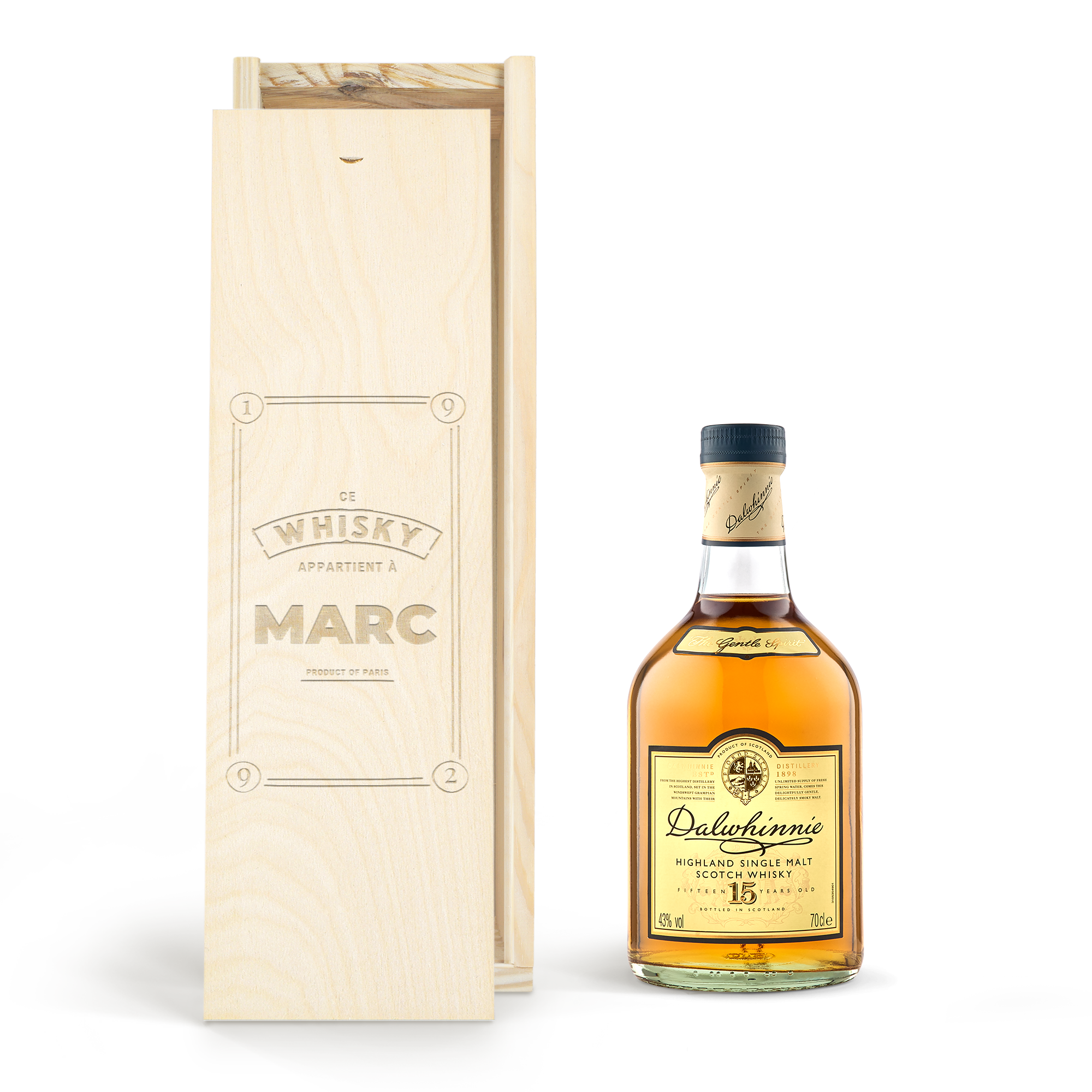 Bouteille de whisky Dalwhinnie dans un coffret gravé avec le nom Marc