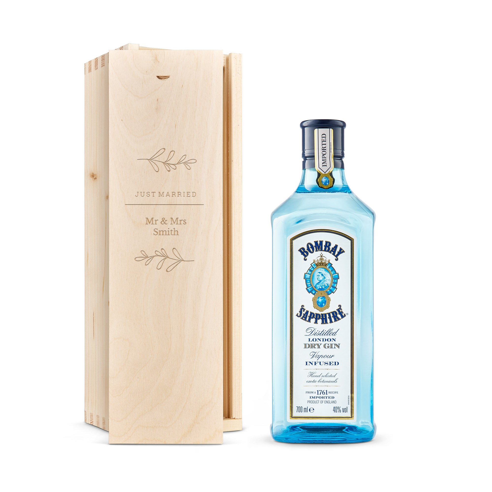 Personalised gin gift - Bombay Sapphire - Engraved wooden case