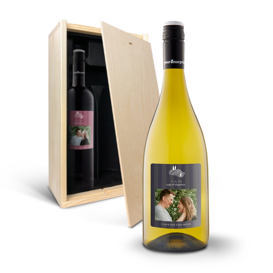 Wine gift set with personalised label - Maison de la Surprise - Merlot & Chardonnay