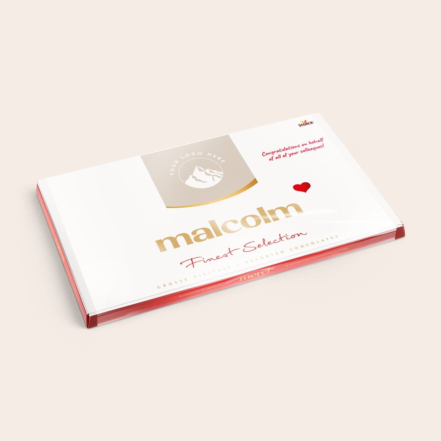 Merci Chokolade med personligt kort Hvem overrasker du med en Merci chokolade gaveæske med personligt kort, trykt med navn Malcolm og personlig hilsen