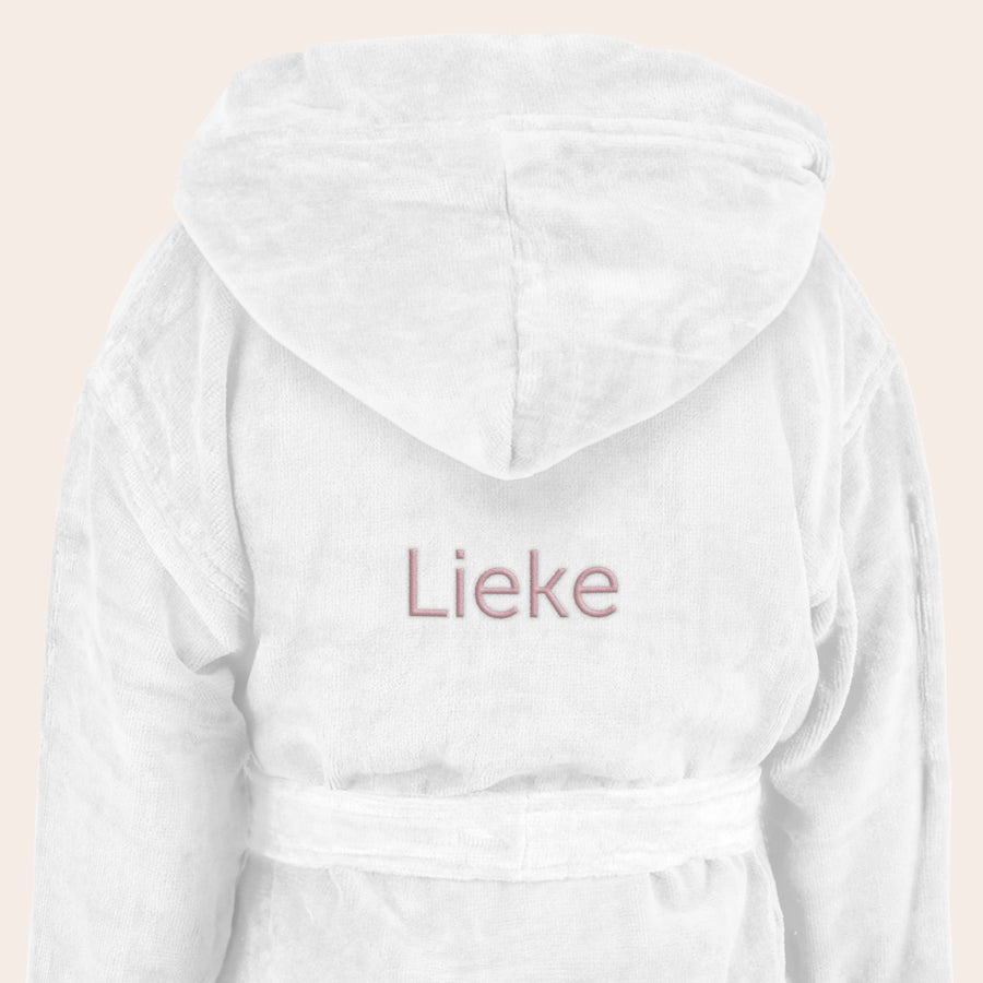 Badjas kind met naam Witte kinderbadjas met capuchon, geborduurd met de roze naam Lieke, een superzachte kinderbadjas met naam