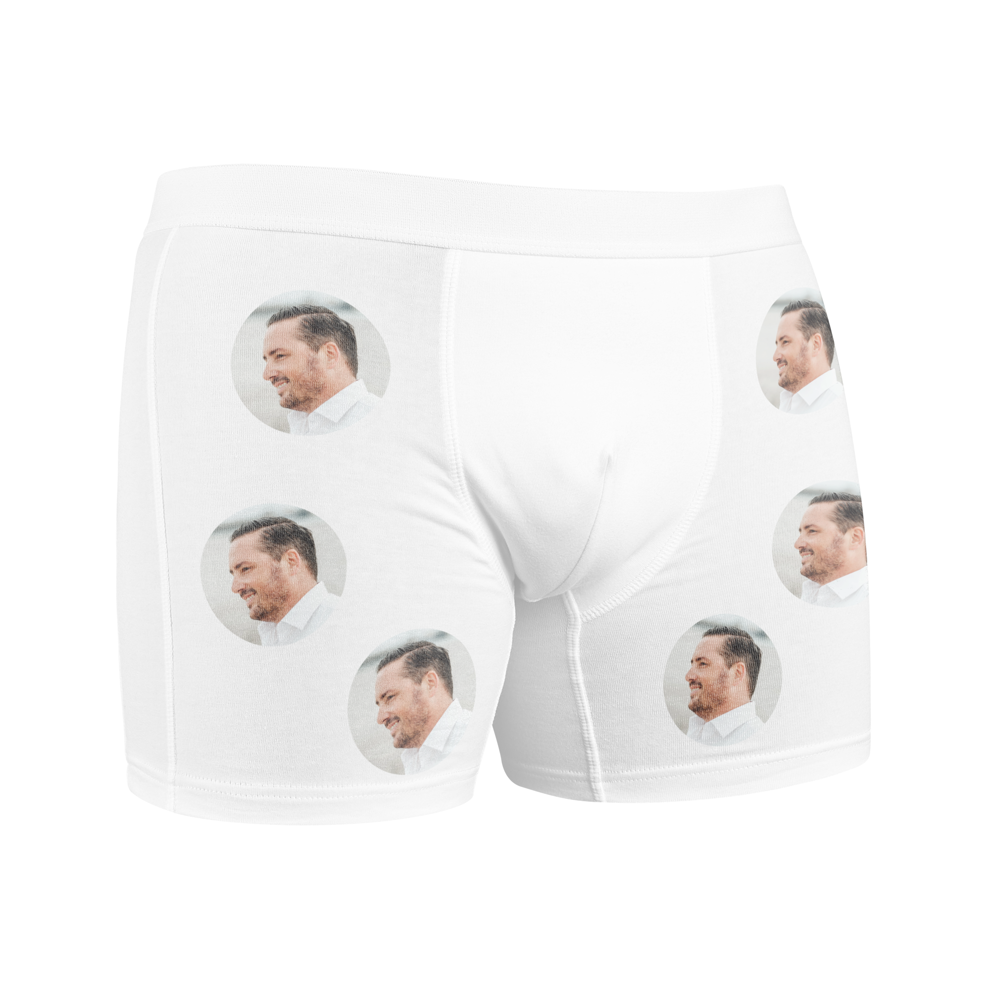 Hvit personlig tilpassede boxershorts trykt med flere bilder av et mannlig ansikt.