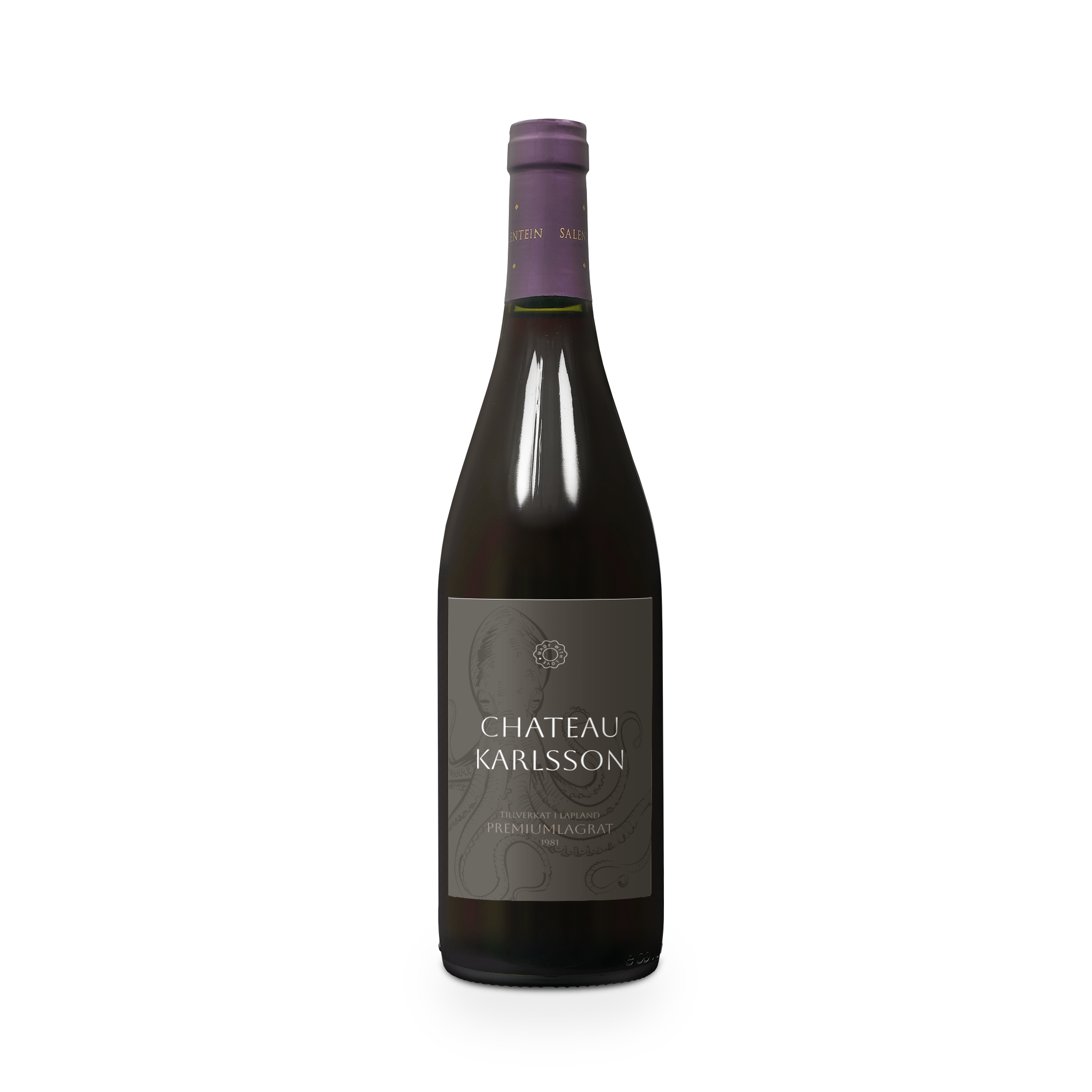 Flaska rött vin med en personlig etikett. Etiketten är tryckt med texten Chateau Karlsson.