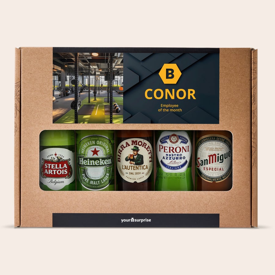 Personalizovaná sada pív - Narodeniny Balíček piva s personalizovanou potlačou fotografie a mena "CONOR" na krabici, Na zdravie! oslavujte narodeniny!