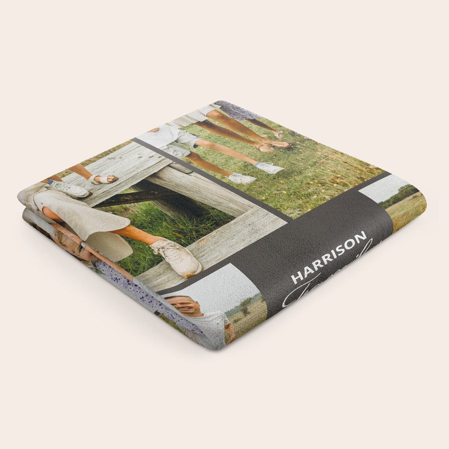 Prosop de plajă personalizat - 100 x 180 cm Prosop de plajă personalizat imprimat cu o colaj de fotografii și numele Harrison