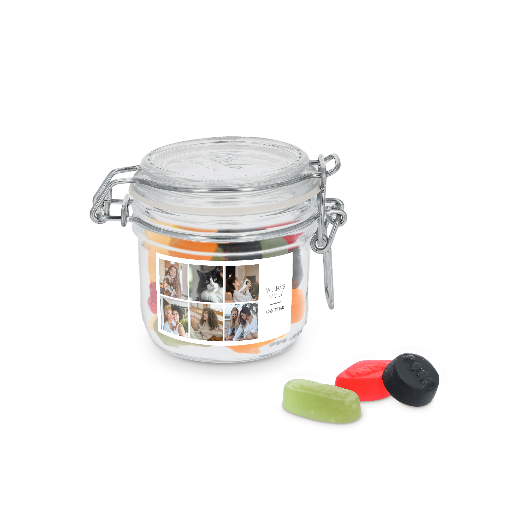 Personaliziran sladki kozarec z vinskimi gumicami, potiskan s kolažem fotografij in napisom Williams Family Candy Jar.