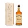 Whisky i indgraveret æske – Jack Daniels Honey Bourbon