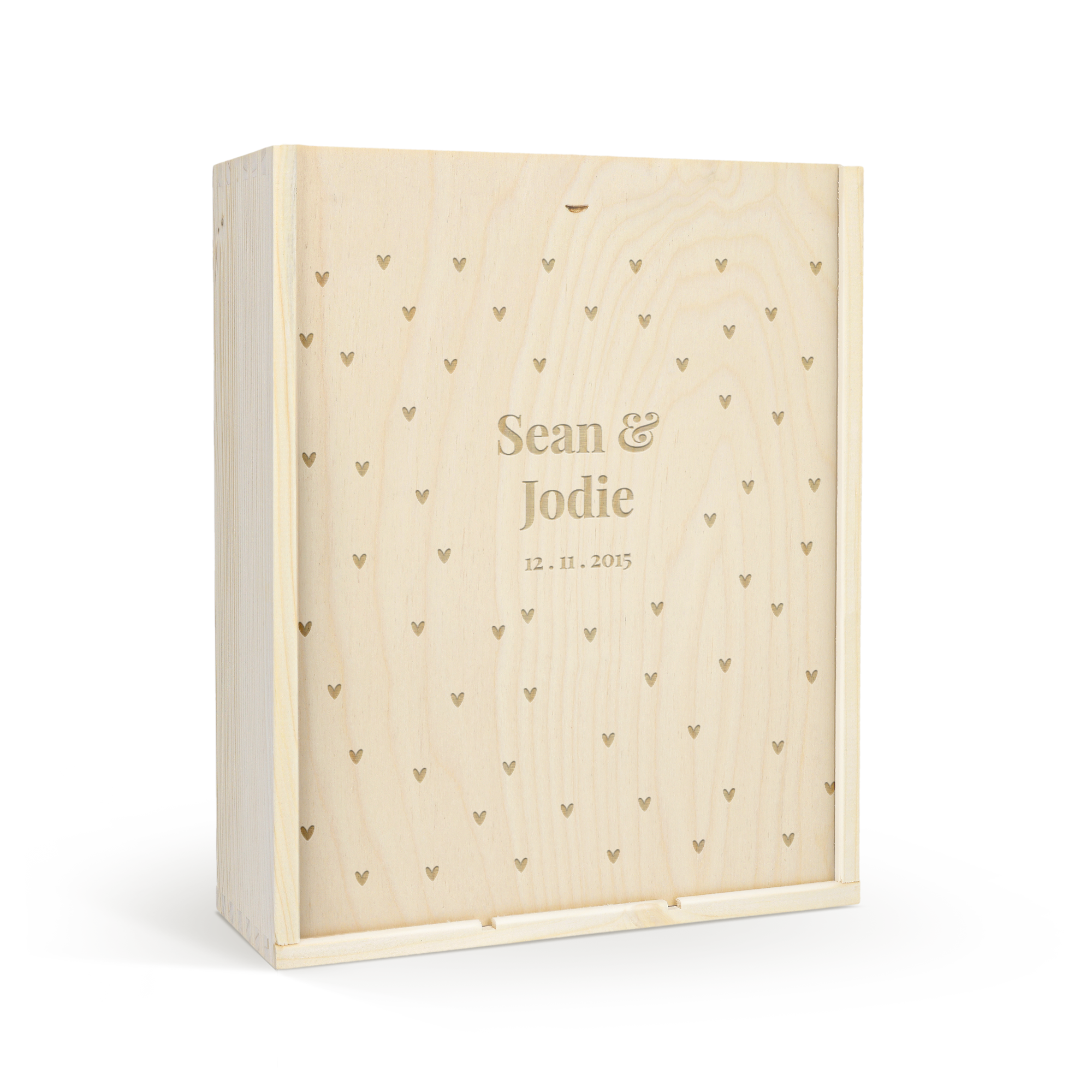 A wooden champagne gift set box with an engraved lid featuring names Sean & Jodie and the date 12.11.2015, surrounded by small heart shapes.