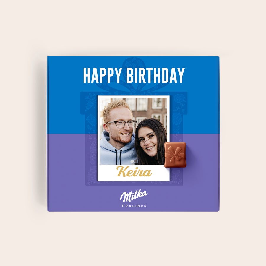 Czekoladki Milka - Urodziny Personalizowana bombonierka Milka na urodziny, ze zdjęciem pary i nadrukowanym imieniem Keira