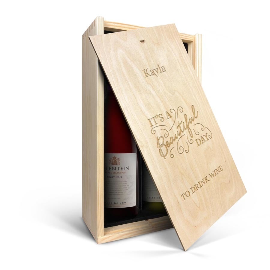 Personalised wine gift - Salentein Pinot Noir & Chardonnay - Engraved wooden case