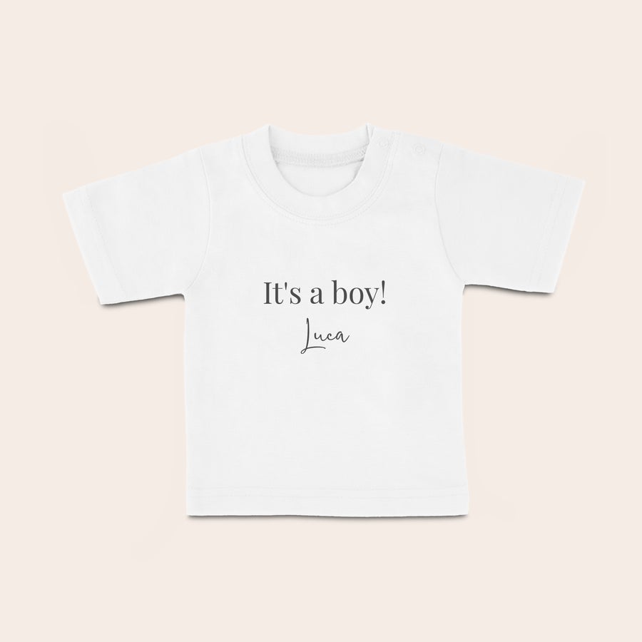 Baby t shirt bedrucken Weisses Baby T-Shirt mit Aufdruck "It's a boy! Luca", personalisiert mit Namen