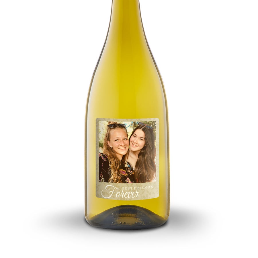 Maison de la Surprise Chardonnay s personalizovanou etiketou