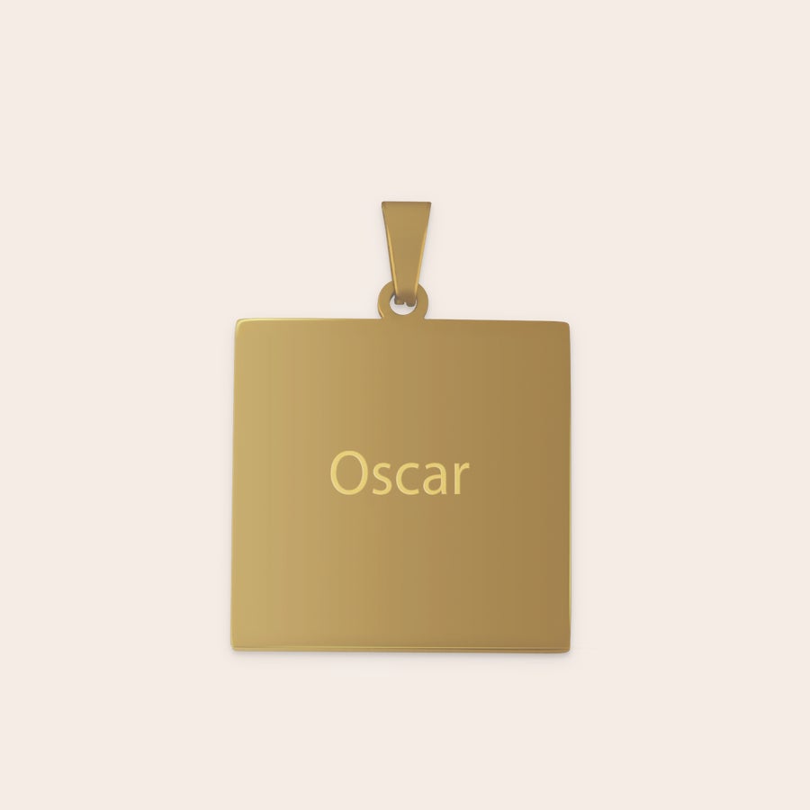 Kette mit viereckigem Anhänger Goldener Anhänger mit Namen Oscar, graviert mit personalisiertem Text, ein toller Anhänger mit Namen.