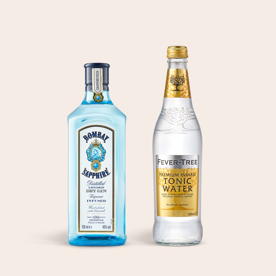Bombay Sapphire Gin - Gin Tonic Set Gin Tonic Set mit Bombay Sapphire Gin und Fever-Tree Tonic Water, personalisierbar mit Namen oder Foto.