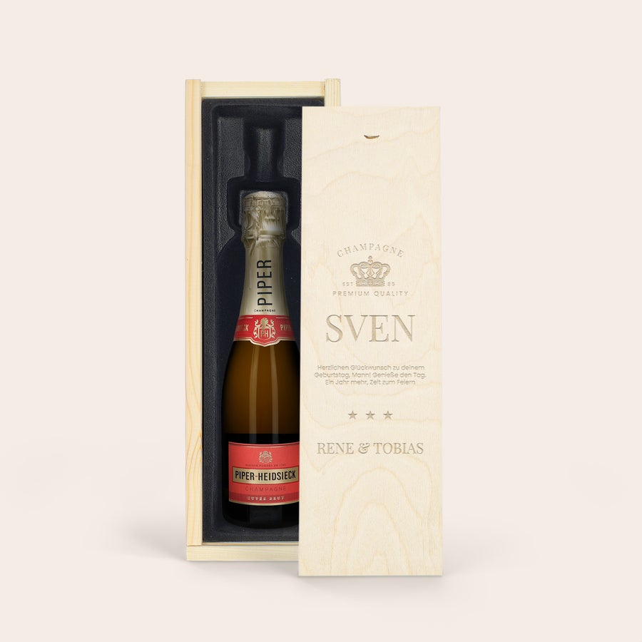 Champagner in gravierter Holzkiste - Piper Heidsieck Brut (375ml)  Champagner in gravierter Holzkiste - Piper Heidsieck Brut (375ml)