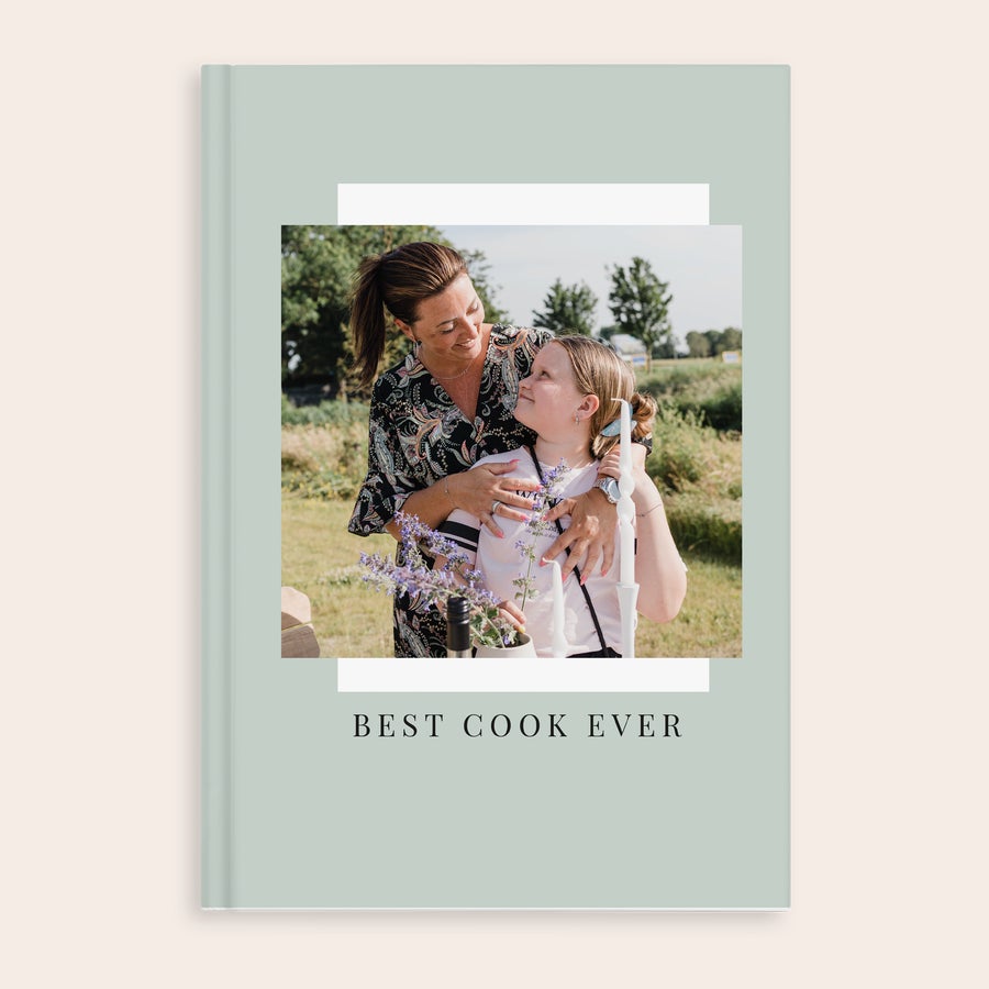 Recetario con foto Libreta de recetas personalizada color menta con foto impresa de una madre y su hija, y el texto "BEST COOK EVER".