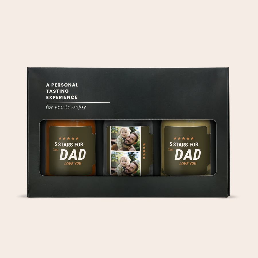 Miniatuur alcoholproeverij - Wodka - Rum - Whisky Gepersonaliseerde mini-alcoholproeverij met foto en tekst “5 STARS FOR DAD LOVE YOU” gedrukt op etiketten.