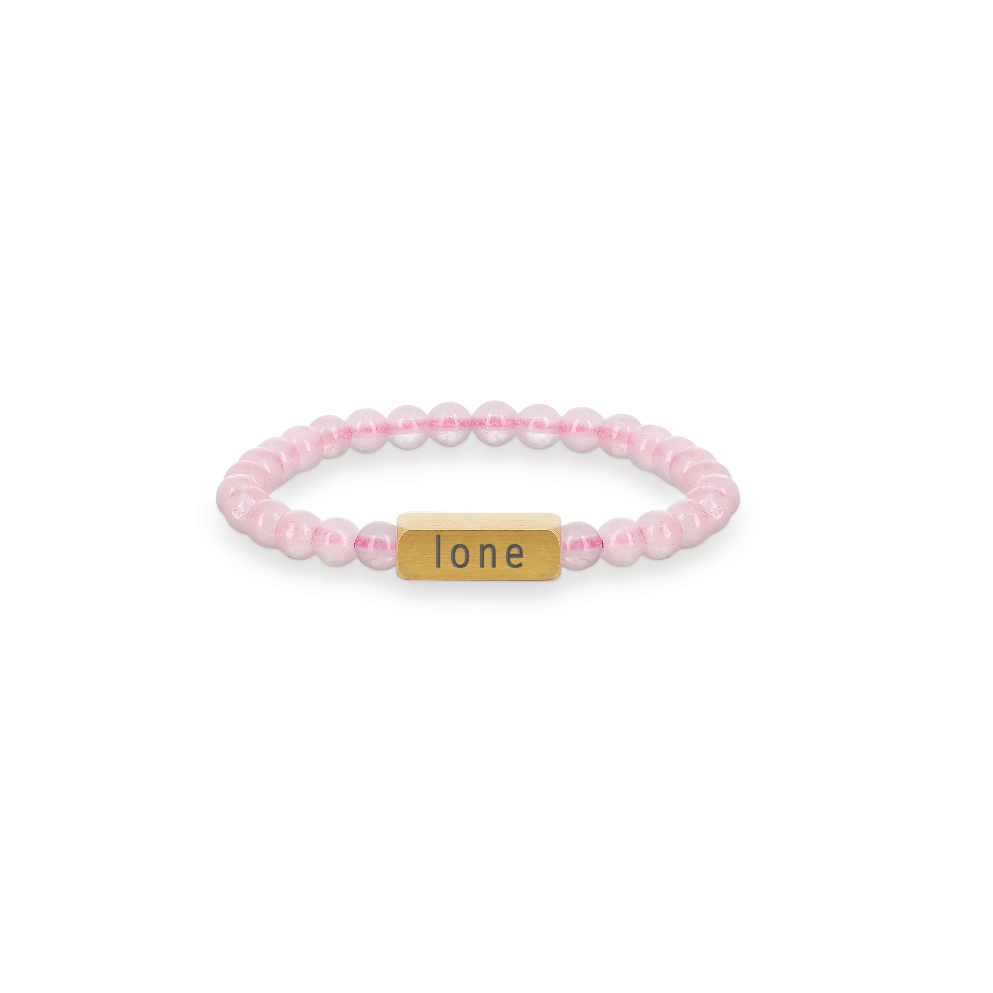 Armbånd med graveret rosenkvarts til børn i XS med 4mm perler og guldplade, hvor navnet "lone" er indgraveret.