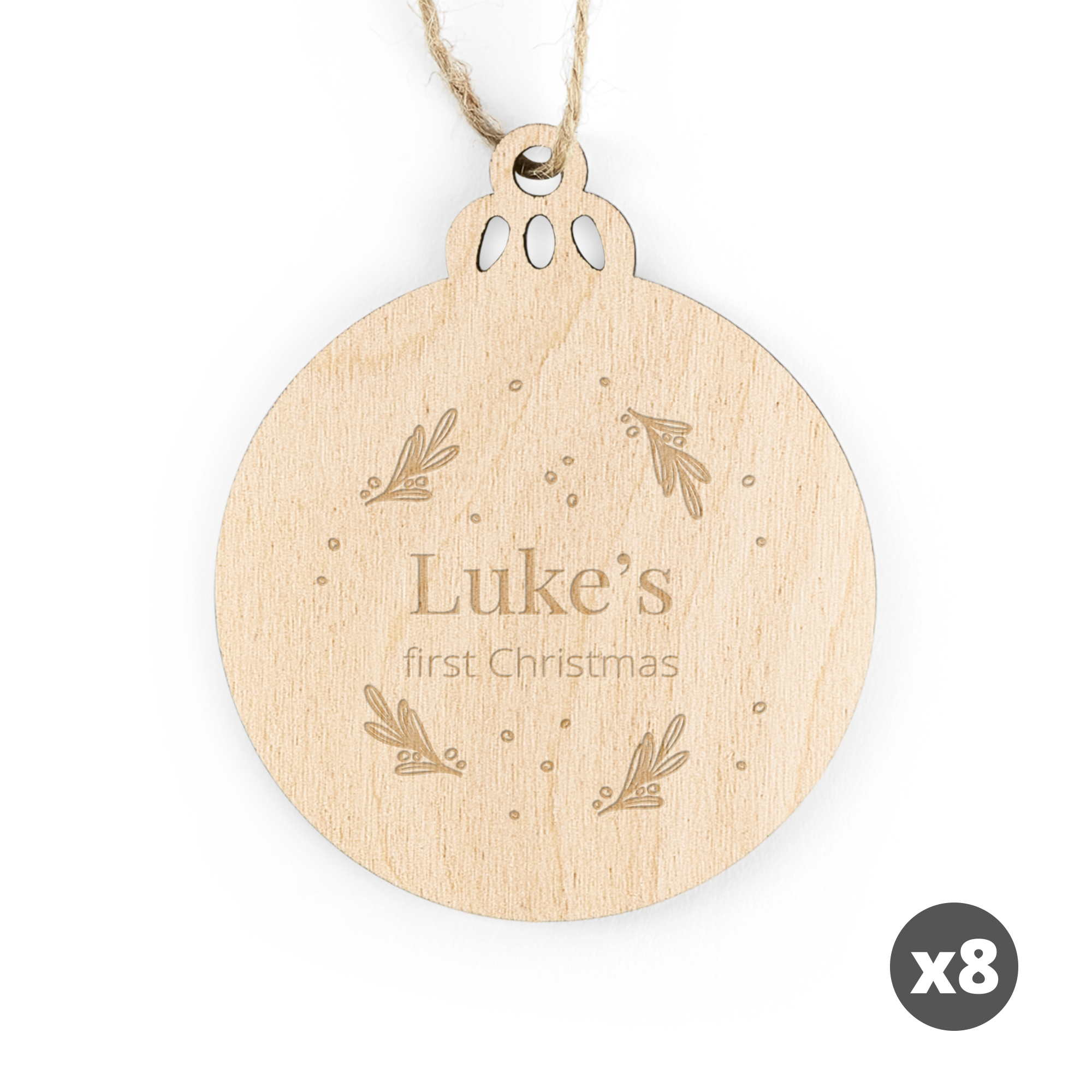 Decorațiune de cerc de Crăciun din lemn gravată cu numele Luke's first Christmas și modele de vâsc