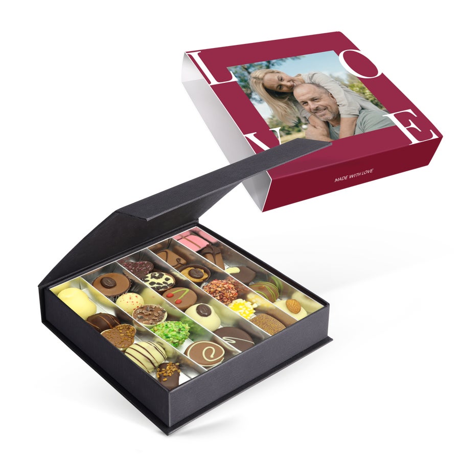 Personlig Valentinsdag-chokoladegaveæske - 25 stk.