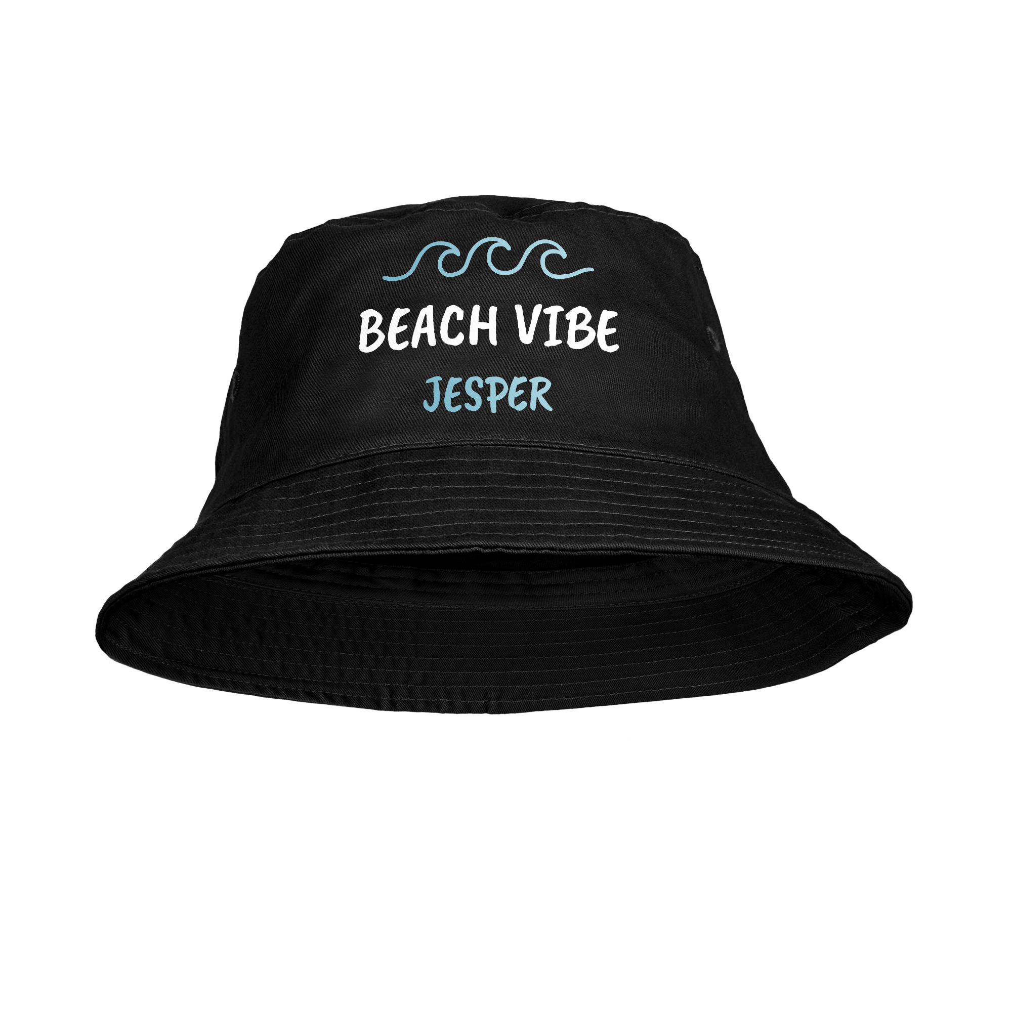 Svart personlig bucket-hatt tryckt med texten "BEACH VIBE" och namnet Jesper med ett vågmönster ovanför