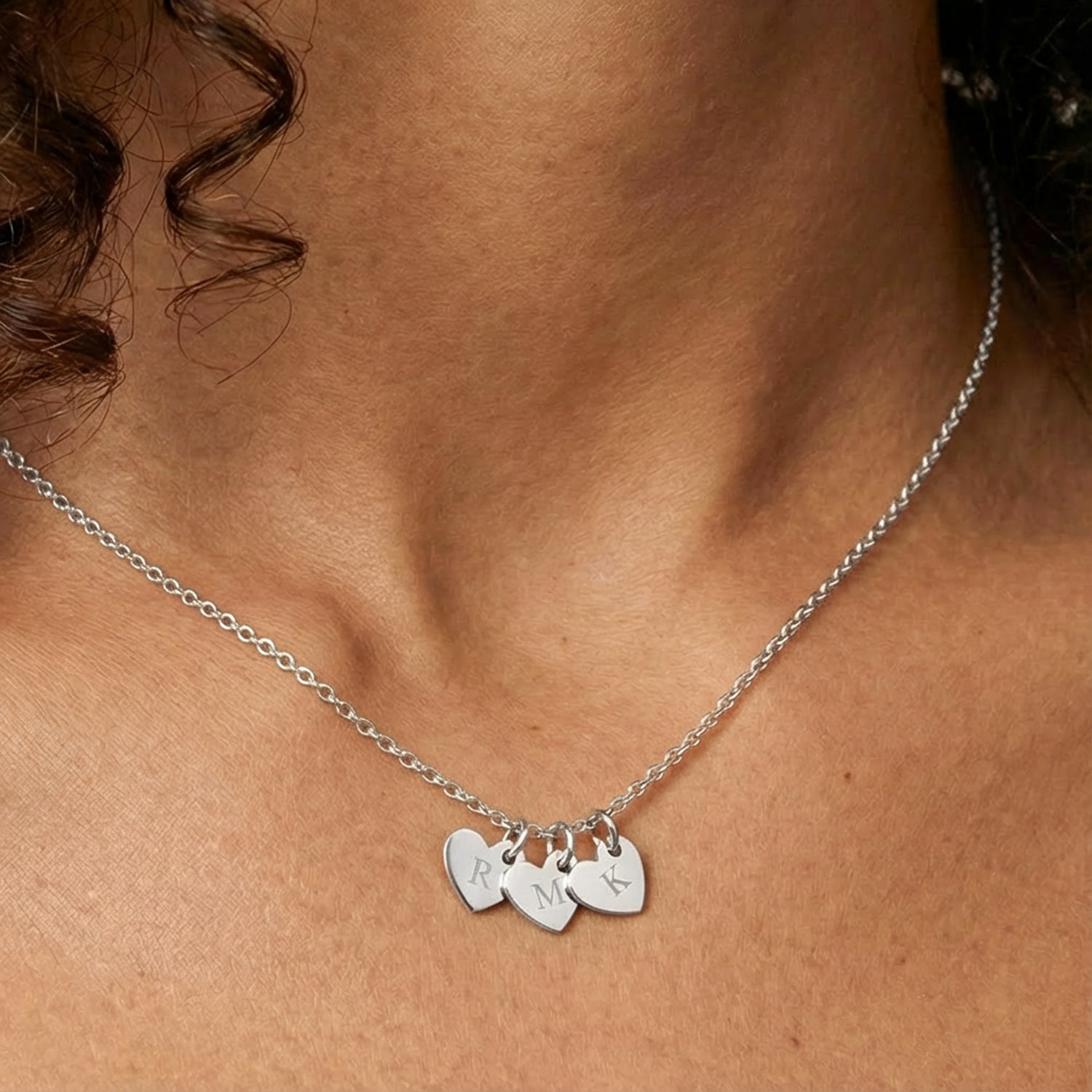 Naszyjnik z inicja�em - Serce - Srebrny - 3 szt.