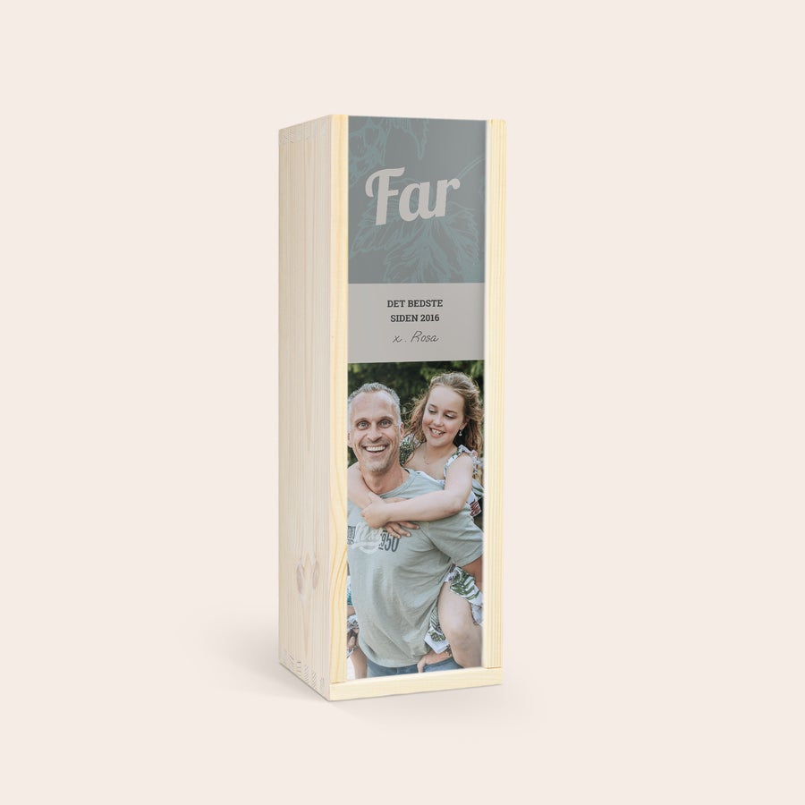 Øl gavesæt i trækasse med egen tekst - Westmalle Personlig ølgave i trækasse med printet billede af far og datter, teksten Far og Det bedste siden 2016 x Rosa