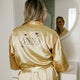 Personoitu kimono - kulta