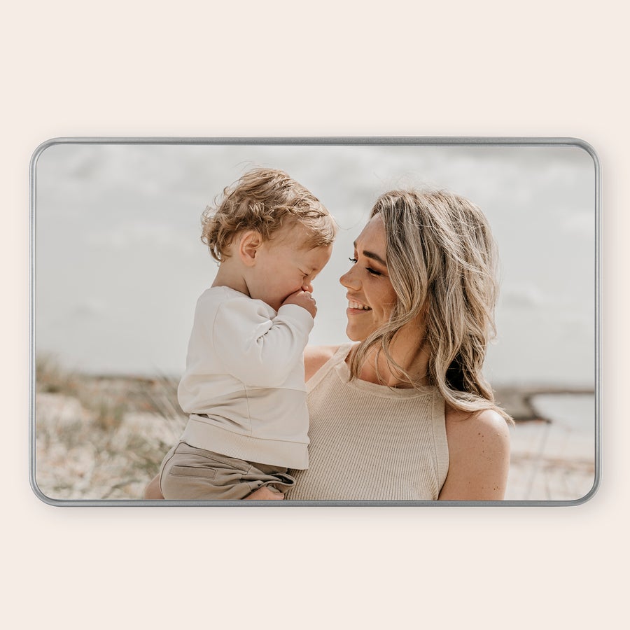 Lata personalizada - Côte d'Or Mini Bouchée Lata de regalo personalizada con una foto impresa de una madre y su hijo, para sorprender con chocolate.