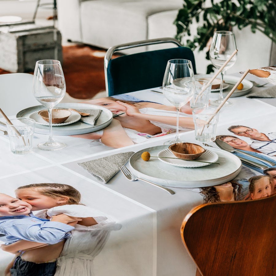 Printed tablecloth - 250x130