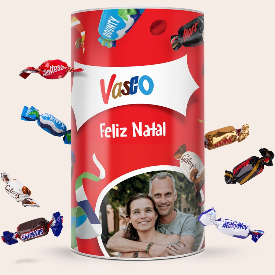 Tubo Celebrations com nome e foto Tubo de chocolates Celebrations personalizado com foto e texto Feliz Natal.