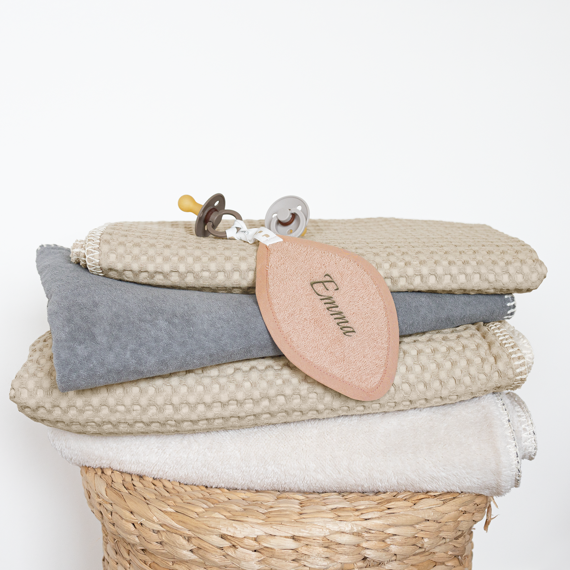 Brodert Koeka dummy stoff