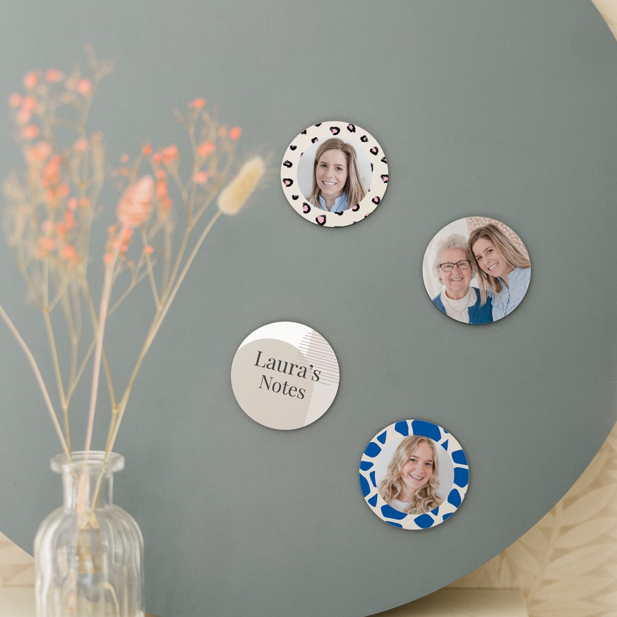 Personalised magnets