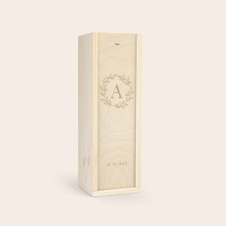 Vin chaud personnalisé - St. Helena Coffret en bois pour vin chaud, gravé avec la lettre A dans une couronne de laurier et la date 10.12.1992.
