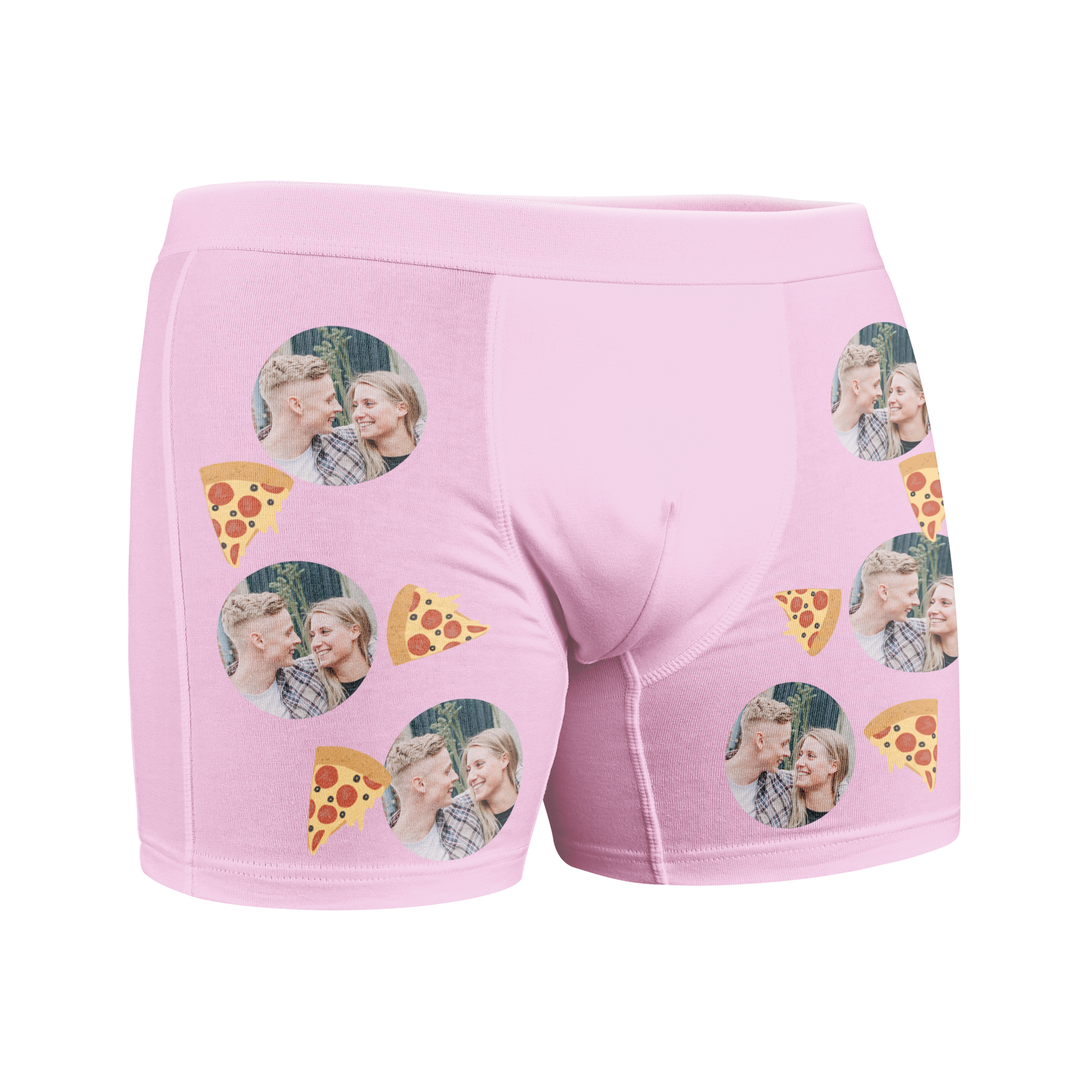 Lyserøde boxershorts med dit foto printet med et par, der smiler til hinanden, og pizza.