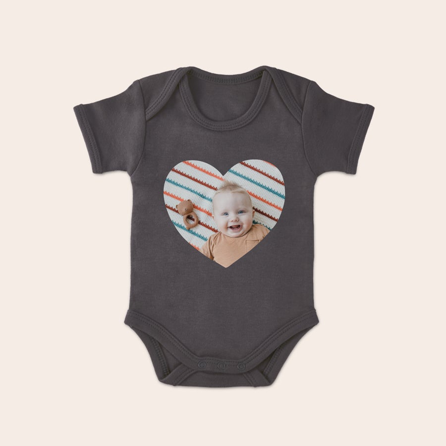Body personnalisé Body gris personnalisé avec photo imprimée dun bébé souriant dans un cœur