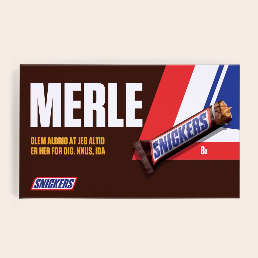 Snickers chokoladegave med navn og billede Snickers chokolader i gaveæske med navn Merle og teksten Glem aldrig at jeg altid er her for dig, knus Ida.