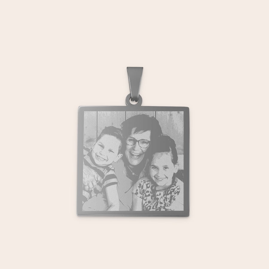 Ketting met vierkante hanger Ketting met vierkante hanger