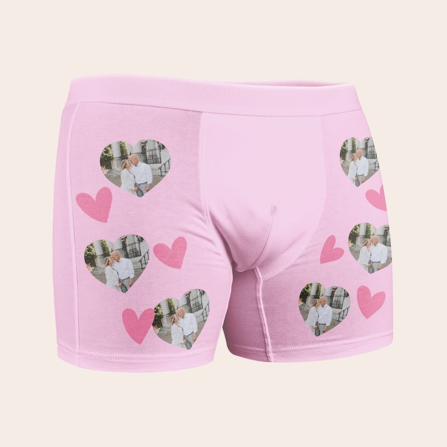 Bokserki ze zdjęciem Różowe bokserki z imieniem i zdjęciem w kształcie serc, personalizowane nadrukiem