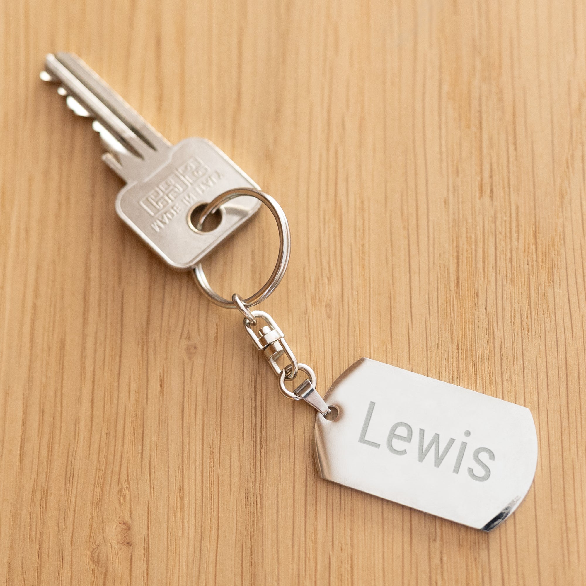 Personalised key ring - Dog tag - Stainless steel - Engraved - Text