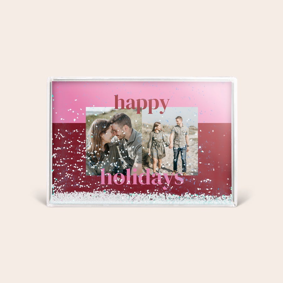 Blok śnieżny ze zdjęciem Śnieżny blok z własnym zdjęciem i tekstem Happy Holidays na tle różowym i brązowym