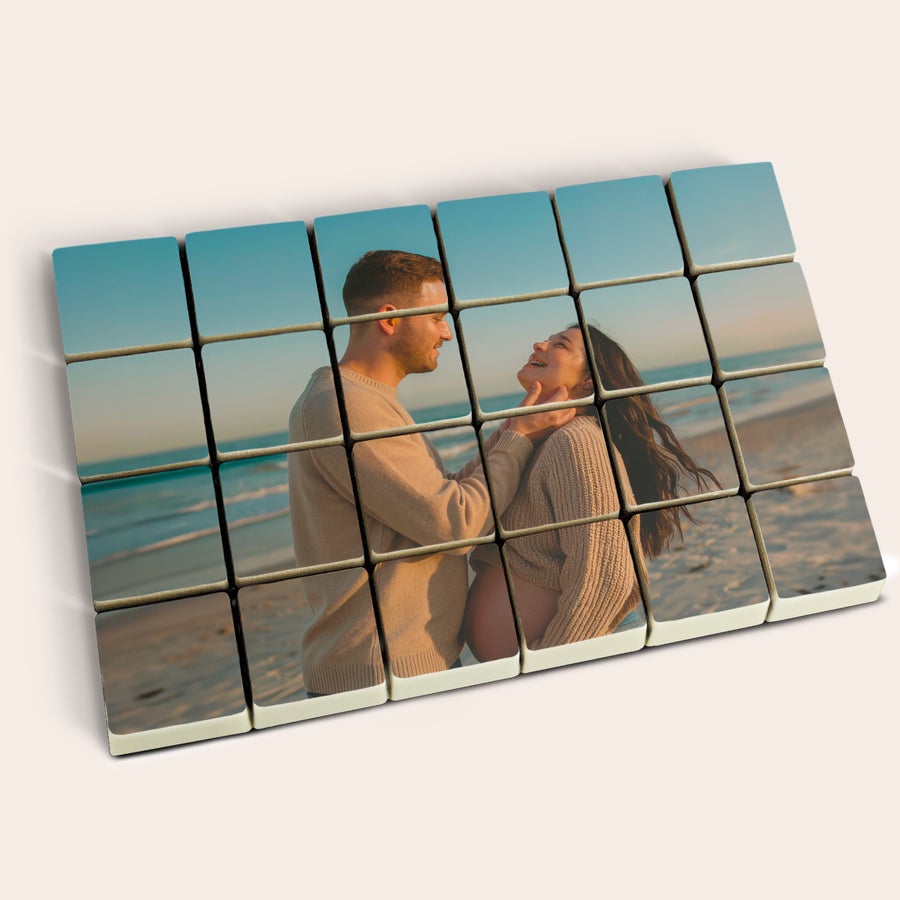 Foto en bloques de chocolate Chocolates personalizados con foto impresa de una pareja sonriente en la playa