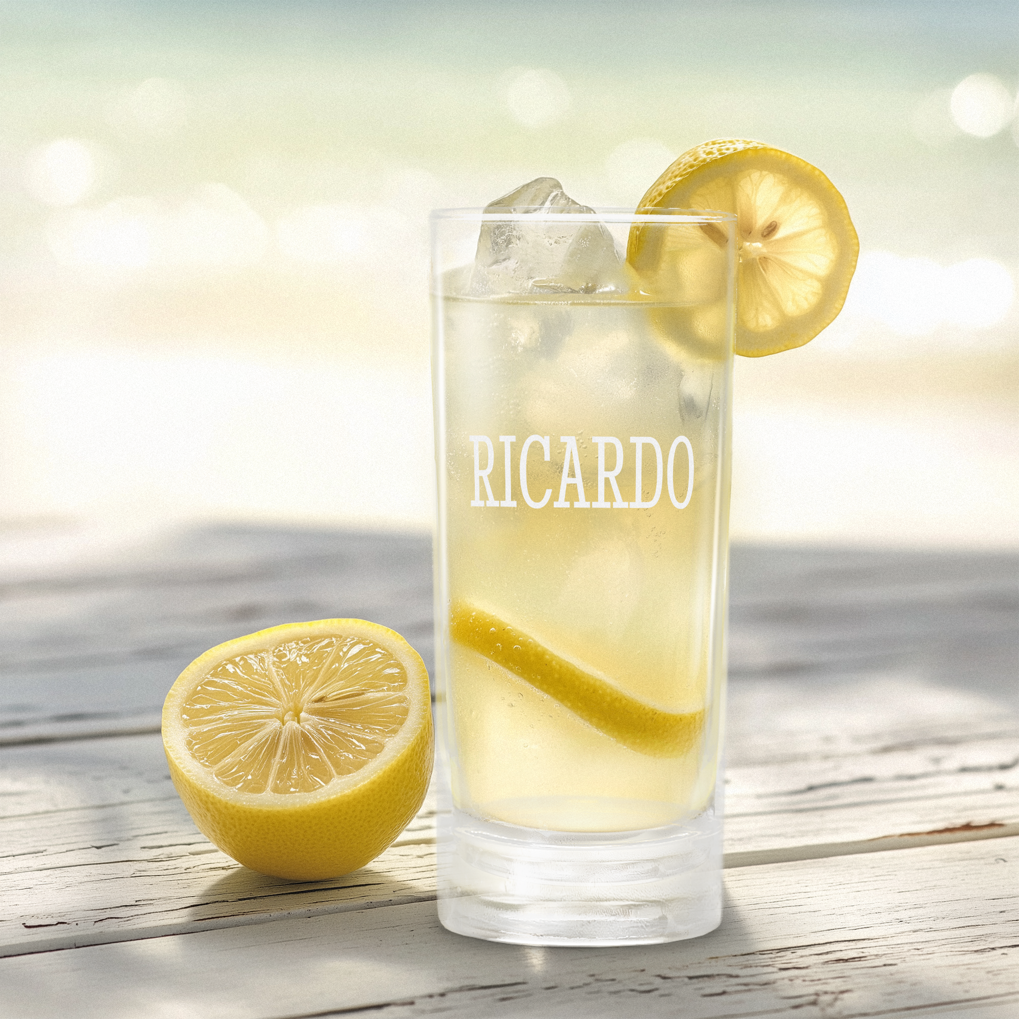 Verre à Ricard Pastis personnalisé gravé du prénom Ricardo avec boisson citron et glaçons